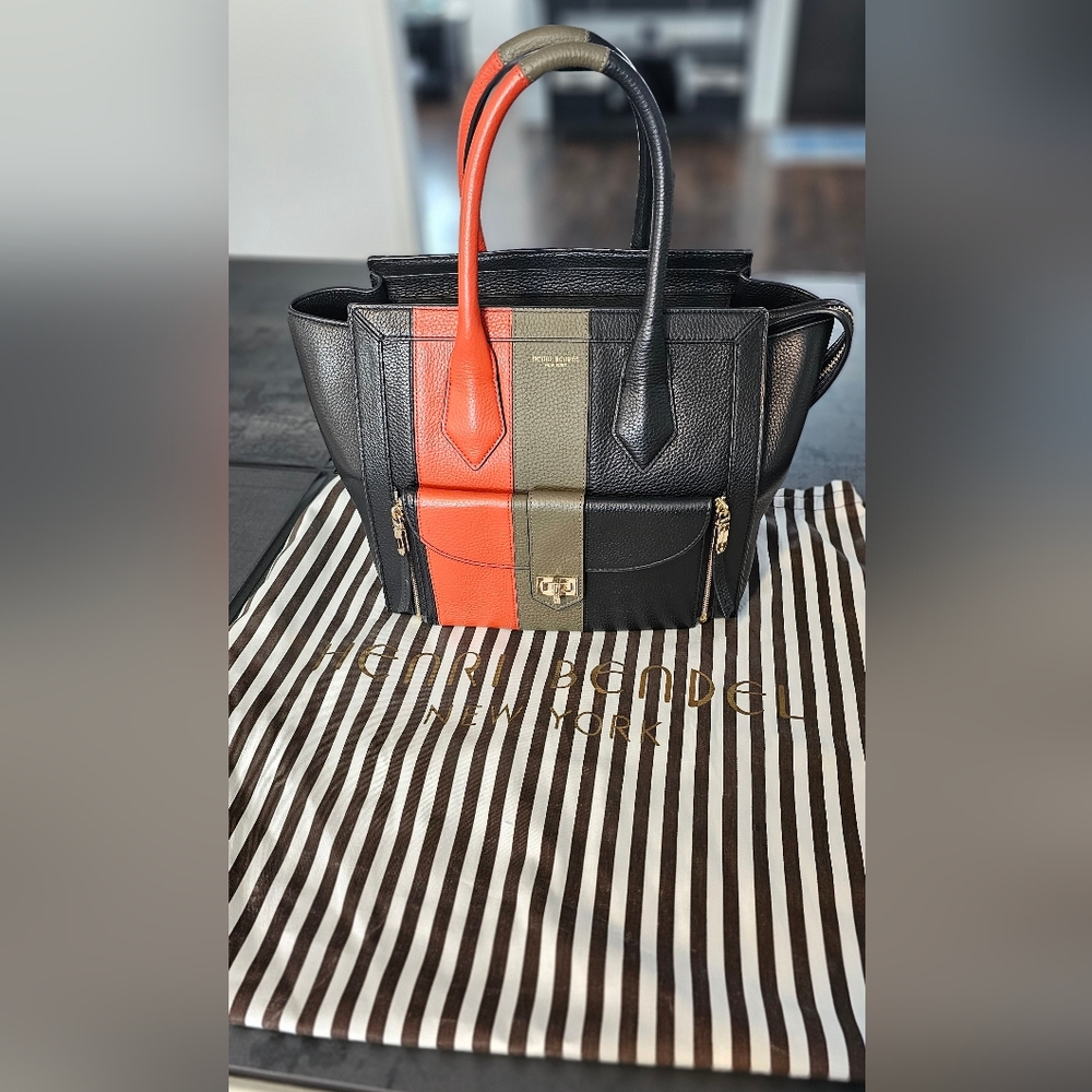 Henri Bendel Rivington Tote with detachable crossbody